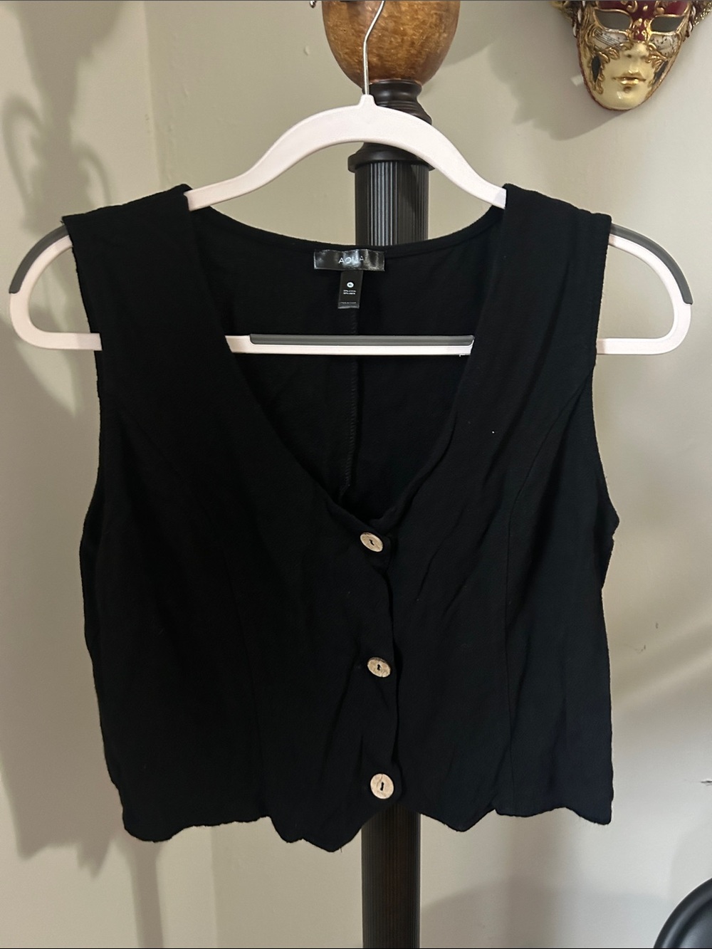Aqua Black Sleeveless Button-Front Crop Top